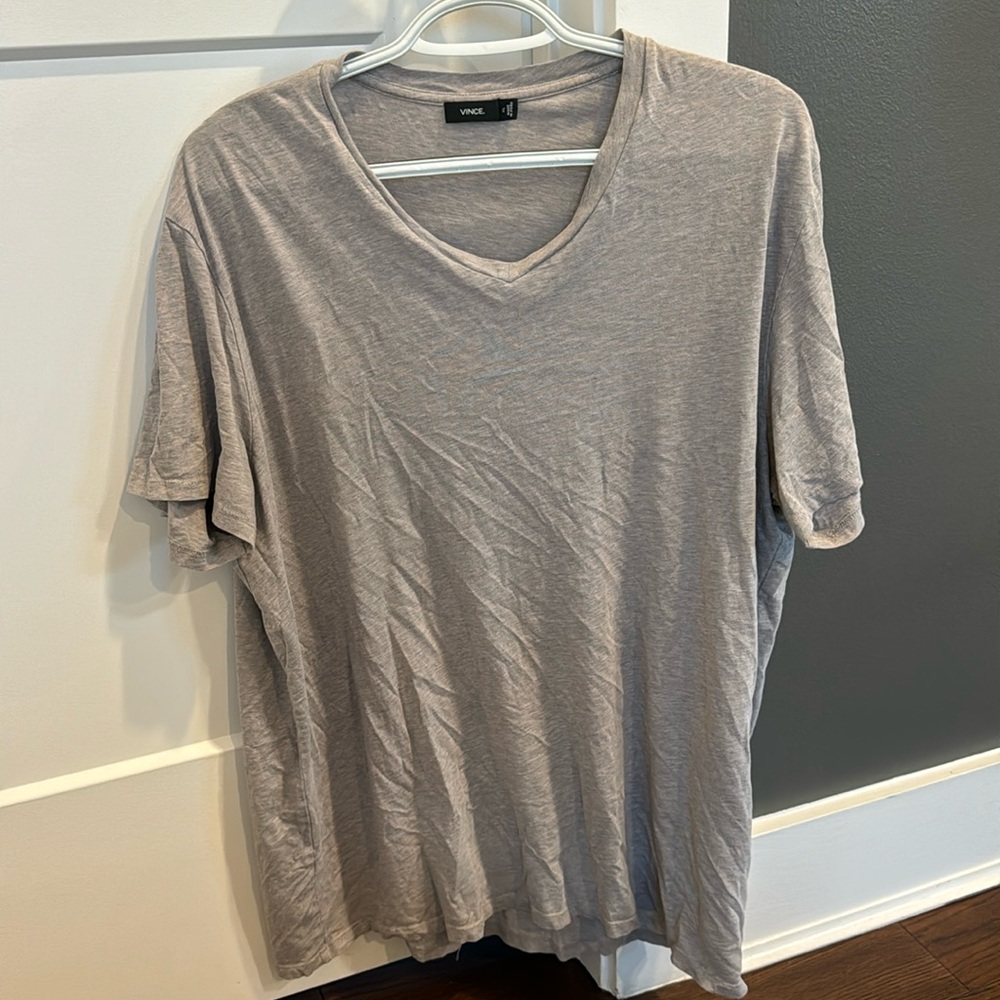 Vince. Men’s, gray, v neck t-shirt. Relaxed fit.